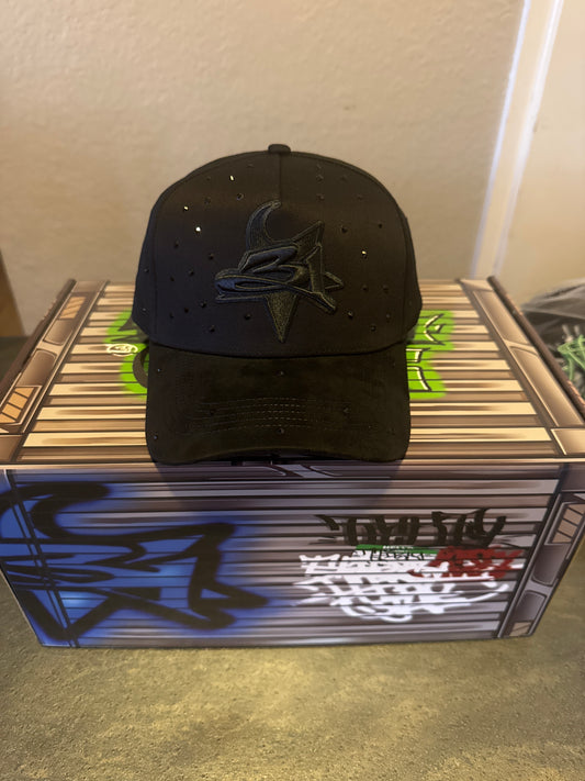 31 total black cristales full set hats
