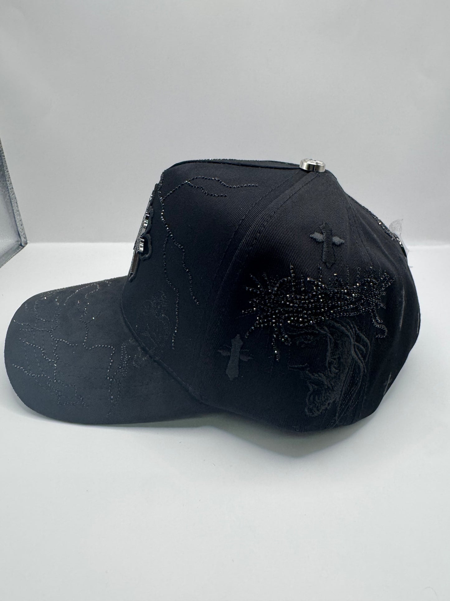 Cruz total black hats